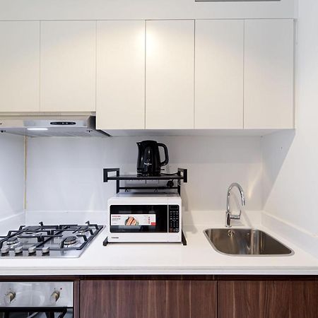 Alluring 1 Bd Apartment In Business Bay With Burj Khalifa View 迪拜 外观 照片